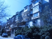 İcarəyə verilir 1 otaqlı 33 m2 köhnə tikili Elmlər Akademiyası m.