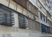 Satılır 2 otaqlı 70 m2 köhnə tikili Hərbi Hospital