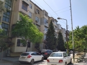 Satılır 3 otaqlı 90 m2 köhnə tikili Yasamal r.