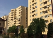 Satılır 1 otaqlı 40 m2 yeni tikili Yasamal parkı