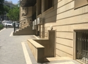 Satılır 1 otaqlı 135 m2 obyekt İçəri Şəhər m.