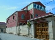 Satılır 8 otaqlı 600 m2 həyət evi Xırdalan