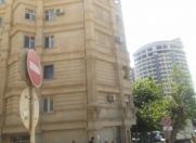 İcarəyə verilir 3 otaqlı 80 m2 köhnə tikili Qış parkı