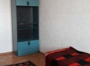 İcarəyə verilir 3 otaqlı 80 m2 köhnə tikili 8 km