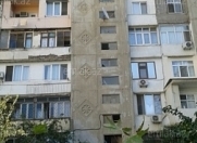 Satılır 3 otaqlı 66 m2 köhnə tikili Ayna Sultanova heykəli