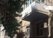 Satılır 1 otaqlı 32 m2 köhnə tikili Nəsimi bazarı