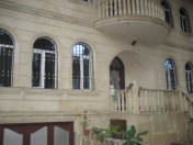 Satılır 5 otaqlı 220 m2 həyət evi Biləcəri