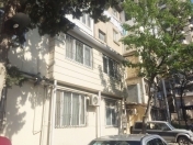 Satılır 2 otaqlı 52 m2 köhnə tikili İnşaatçılar m.