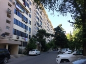 Satılır 5 otaqlı 130 m2 köhnə tikili 8 mkr
