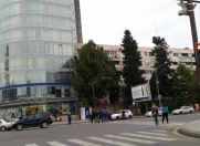 İcarəyə verilir 3 otaqlı 60 m2 köhnə tikili Səməd Vurğun parkı