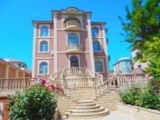 Satılır 8 otaqlı 550 m2 həyət evi 20 yanvar m.