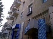 Satılır 2 otaqlı 56 m2 köhnə tikili Rusiya səfirliyi