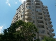 Satılır 3 otaqlı 164 m2 yeni tikili Azərbaycan Dillər Universiteti