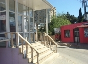 Satılır 1 otaqlı 420 m2 obyekt Xalqlar Dostluğu m.