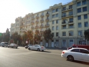 İcarəyə verilir 3 otaqlı 75 m2 köhnə tikili Səməd Vurğun parkı