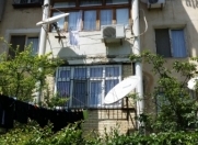 Satılır 3 otaqlı 80 m2 köhnə tikili ATV telekanalı