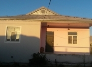 İcarəyə verilir 4 otaqlı 130 m2 həyət evi Binə