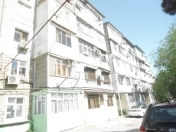 Satılır 3 otaqlı 75 m2 köhnə tikili Yasamal r.