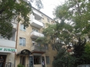 İcarəyə verilir 1 otaqlı 30 m2 köhnə tikili Elmlər Akademiyası m.