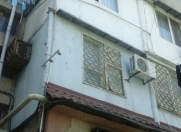 Satılır 2 otaqlı 45 m2 köhnə tikili Yasamal r.