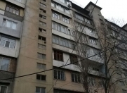 Satılır 5 otaqlı 120 m2 köhnə tikili Zərifə Əliyeva adına park