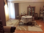 Satılır 3 otaqlı 118 m2 yeni tikili Yasamal bazarı