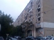 Satılır 3 otaqlı 70 m2 köhnə tikili Yasamal r.