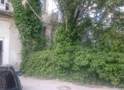 Satılır 4 otaqlı 90 m2 köhnə tikili Hərbi Hospital