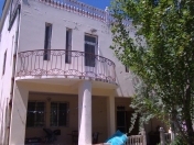 Satılır 5 otaqlı 300 m2 həyət evi Novxanı