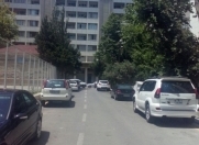 Satılır 3 otaqlı 90 m2 köhnə tikili Yasamal r.