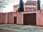 Satılır 7 otaqlı 370 m2 həyət evi Bakıxanov