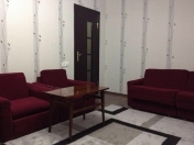 İcarəyə verilir 2 otaqlı 45 m2 köhnə tikili Ayna Sultanova heykəli