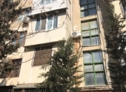 Satılır 3 otaqlı 80 m2 köhnə tikili Nizami m.