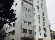 Satılır 3 otaqlı 80 m2 köhnə tikili 3 mkr