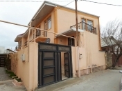 Satılır 4 otaqlı 185 m2 həyət evi Beşmərtəbə