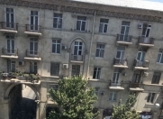 İcarəyə verilir 2 otaqlı 57 m2 köhnə tikili İçəri Şəhər