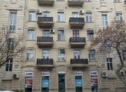 İcarəyə verilir 2 otaqlı 72 m2 köhnə tikili Səməd Vurğun parkı