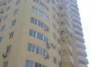 İcarəyə verilir 4 otaqlı 170 m2 yeni tikili Nərimanov heykəli