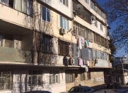 Satılır 3 otaqlı 70 m2 köhnə tikili Nizami m.
