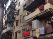 Satılır 3 otaqlı 105 m2 köhnə tikili Elmlər Akademiyası m.