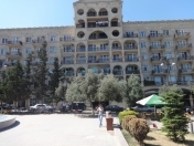 Satılır 3 otaqlı 70 m2 köhnə tikili Nizami m.