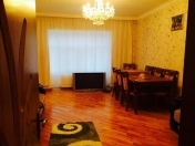 Satılır 3 otaqlı 70 m2 köhnə tikili Lökbatan