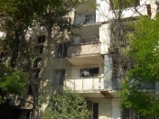Satılır 2 otaqlı 35 m2 köhnə tikili Yasamal r.
