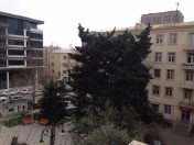 Satılır 3 otaqlı 103 m2 köhnə tikili Dostluq kinoteatrı