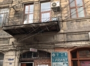 Satılır 3 otaqlı 80 m2 köhnə tikili Beşmərtəbə