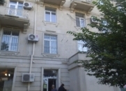 Satılır 3 otaqlı 110 m2 köhnə tikili Yasamal r.