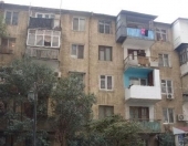 Satılır 3 otaqlı 60 m2 köhnə tikili İnşaatçılar m.