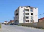 Satılır 4 otaqlı 140 m2 yeni tikili Xırdalan