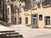 İcarəyə verilir 6 otaqlı 252 m2 obyekt İncəsənət və Mədəniyyət Un.