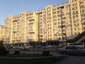 İcarəyə verilir 2 otaqlı 80 m2 yeni tikili Ayna Sultanova heykəli